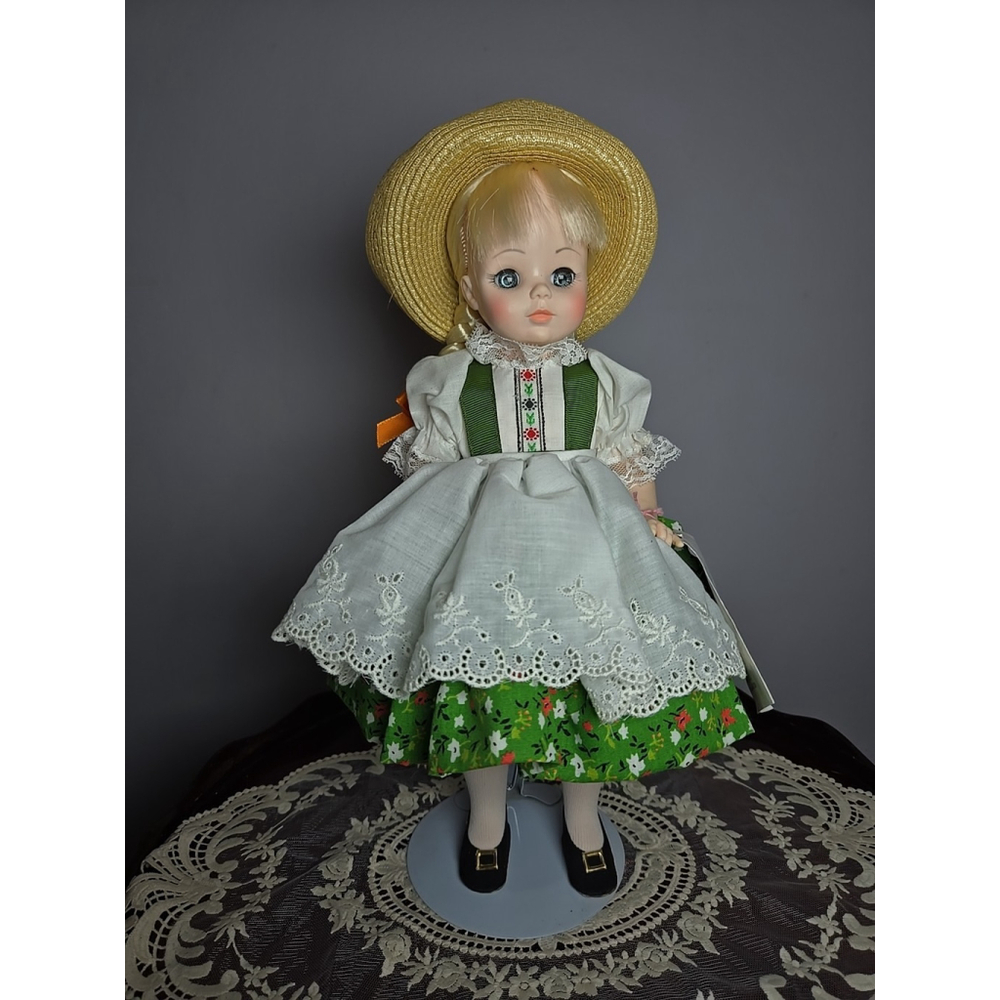 Vintage 1965 Madame Alexander 12.5" Classic Series Heidi Doll